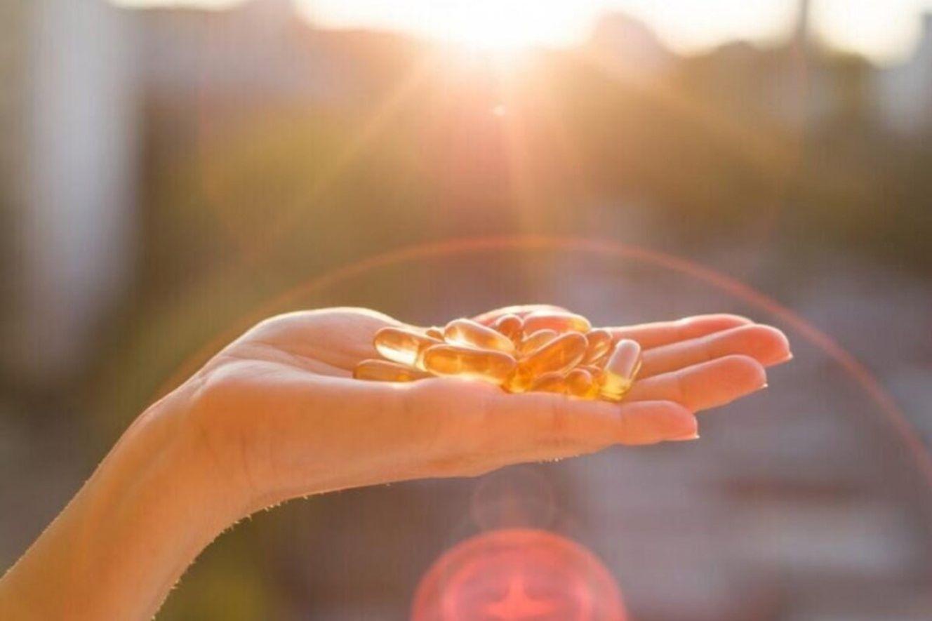 بهترین زمان مصرف ویتامین دی| چیکار کنیم ویتامین D بیشتری جذب کنیم