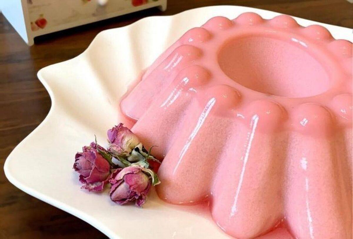 صورتیِ دلبرانه در سفره بهار دسر گل سرخ | عطر عشق، طعم لطافت