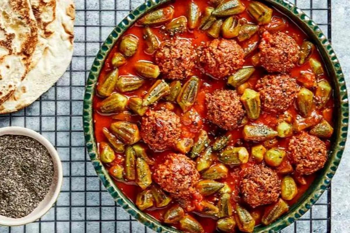 خوراک بامیه خوشمزه در چند قدم ساده؛ دستور پختی که دل همه را می‌برد!