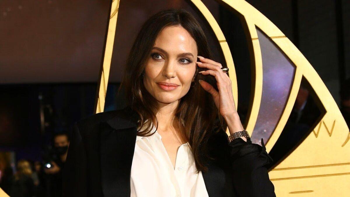 آنجلینا جولی با نقش جدیدی بازمی‌گردد حضور درخشان در فیلم پر رمز و راز «مردم مشوش»