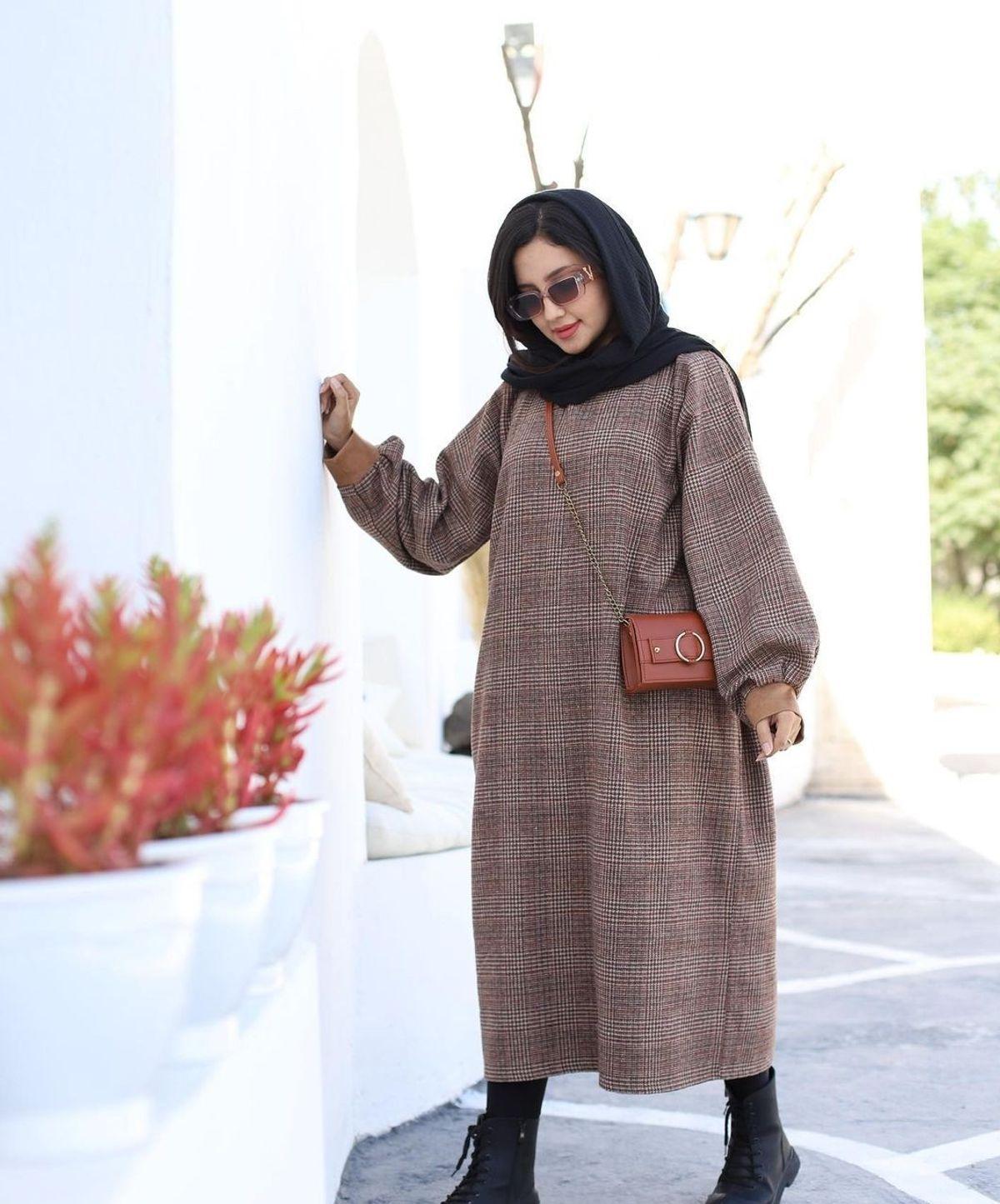 با مانتوهای جلو بسته پاییزی، شیک‌تر از همیشه! ترفندهای طلایی برای ست کردن درست و جذاب