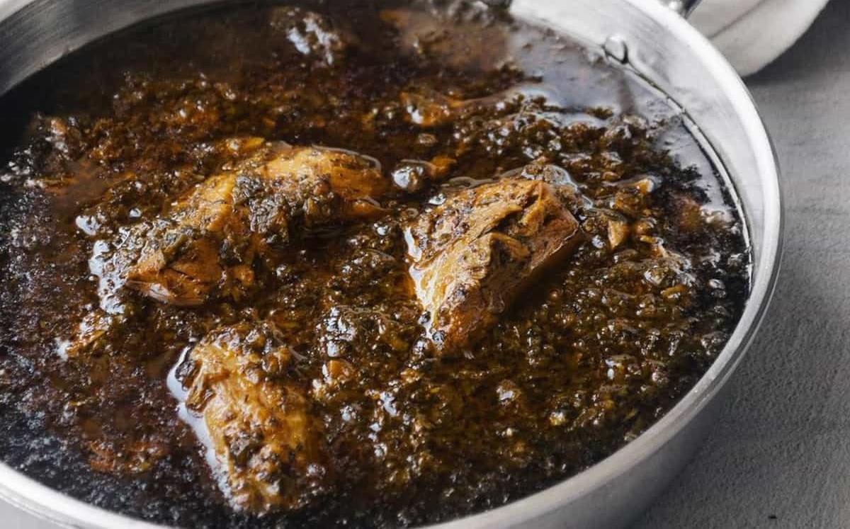 طرز تهیه قلیه ماهی با تن ماهی و سبزیجات معطر