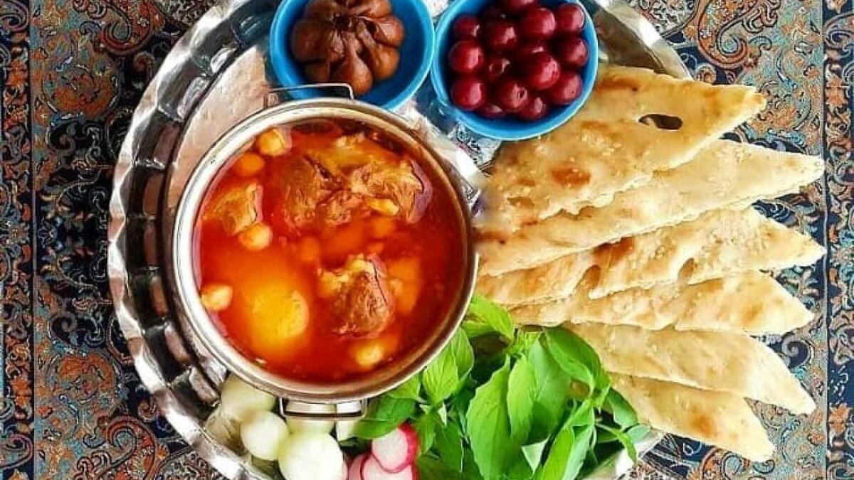 دستور پخت آبگوشت هویج، غذای سنتی و محلی مردم قم