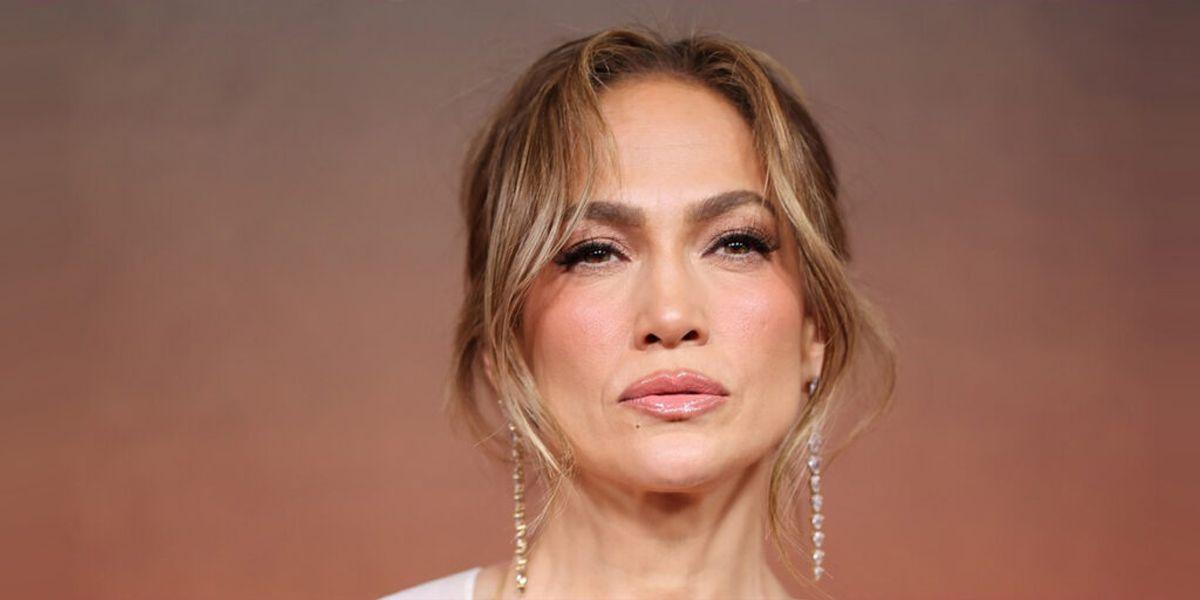 پشت‌پرده جذابیت هالیوودی‌ها؛ جنیفر لوپز با این ترفند عجیب اشتها را مهار می‌کند!