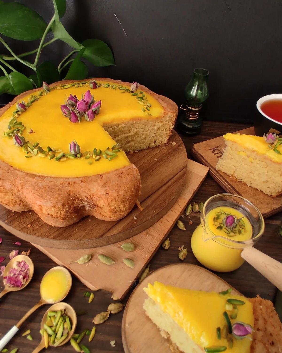 معجزه رنگ و طعم در یک برش کیک | طرز تهیه کیک سوهان با طعمی اصیل و متفاوت