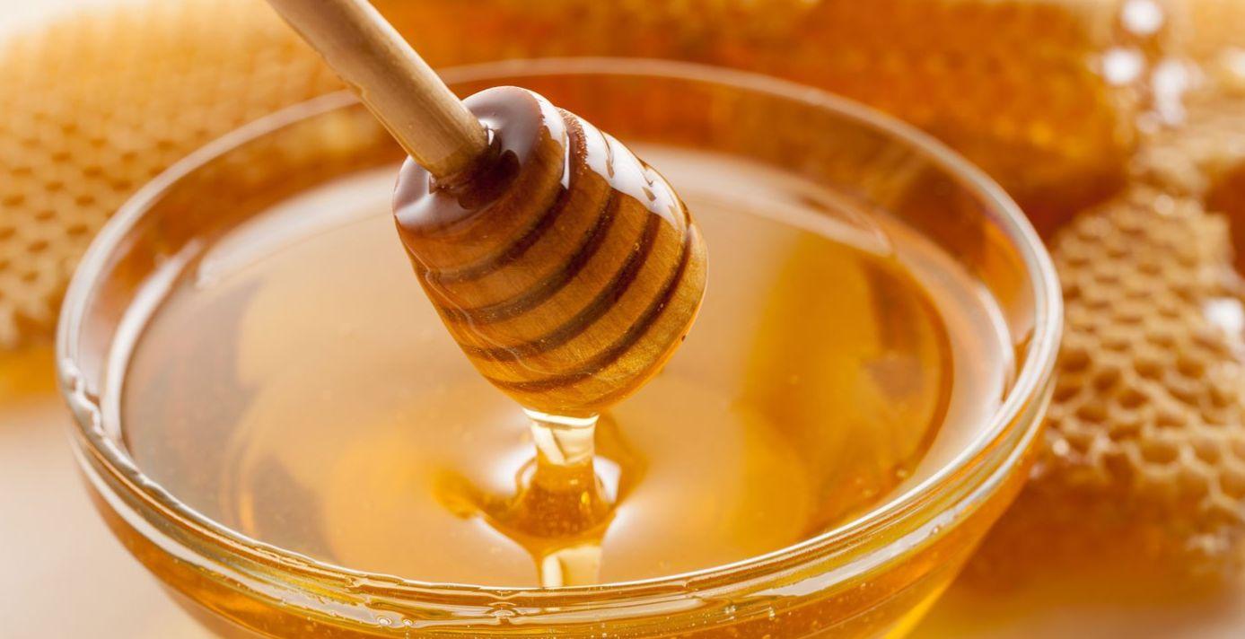 خواص عسل برای بدن؛ از تقویت سیستم ایمنی بدن تا درمان مشکلات گوارشی، پوست و مو