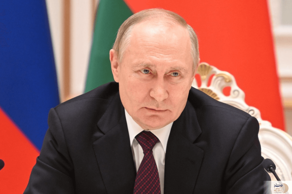 ویدئویی از لحظه ترور ناموفق پوتین؛ انفجار لیموزین‌های کاروان ولادیمیر پوتین