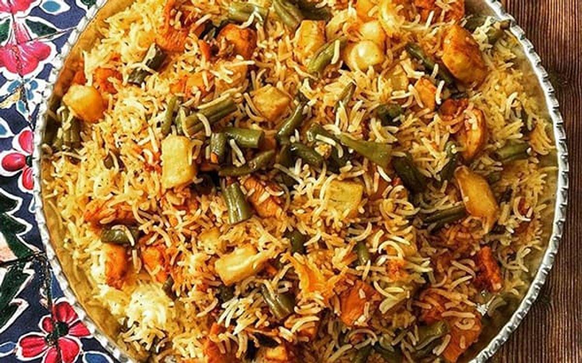 آموزش گام به گام طرز تهیه استانبولی پلو با گوشت تکه‌ای خوشمزه