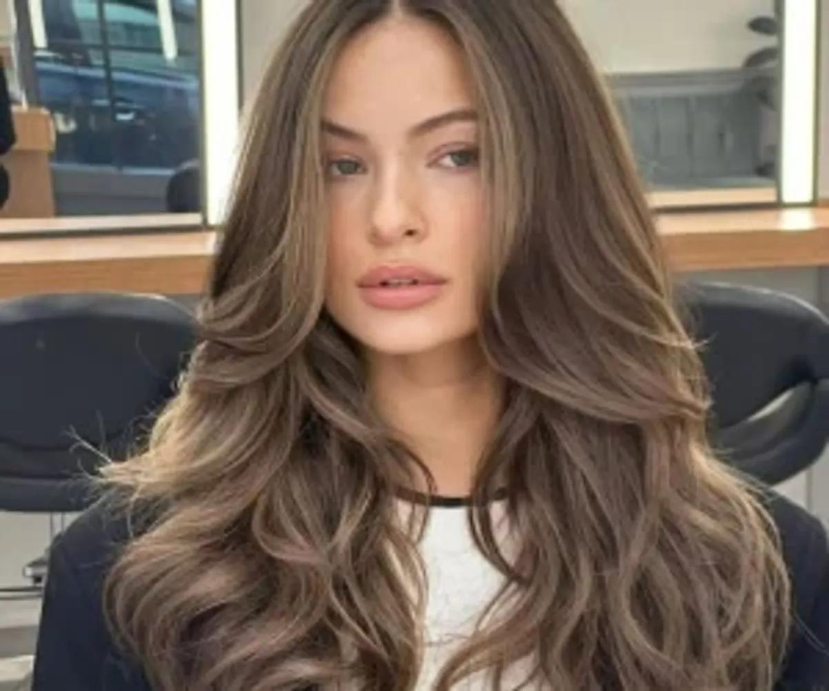 ترکیب رنگ مو مثل آرایشگرهای حرفه‌ای؛ از موکا موس تا قهوه‌ای‌های خاص