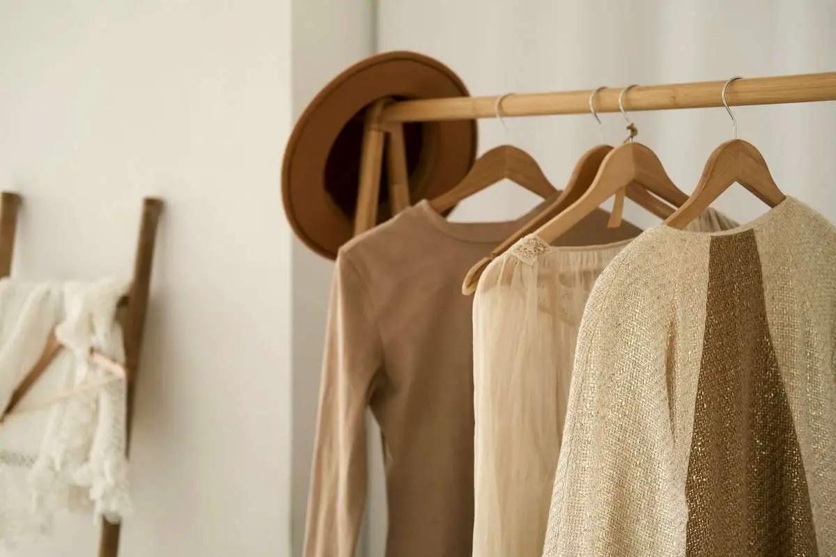 آیا باید لباس‌های نو را پیش از پوشیدن شست؟