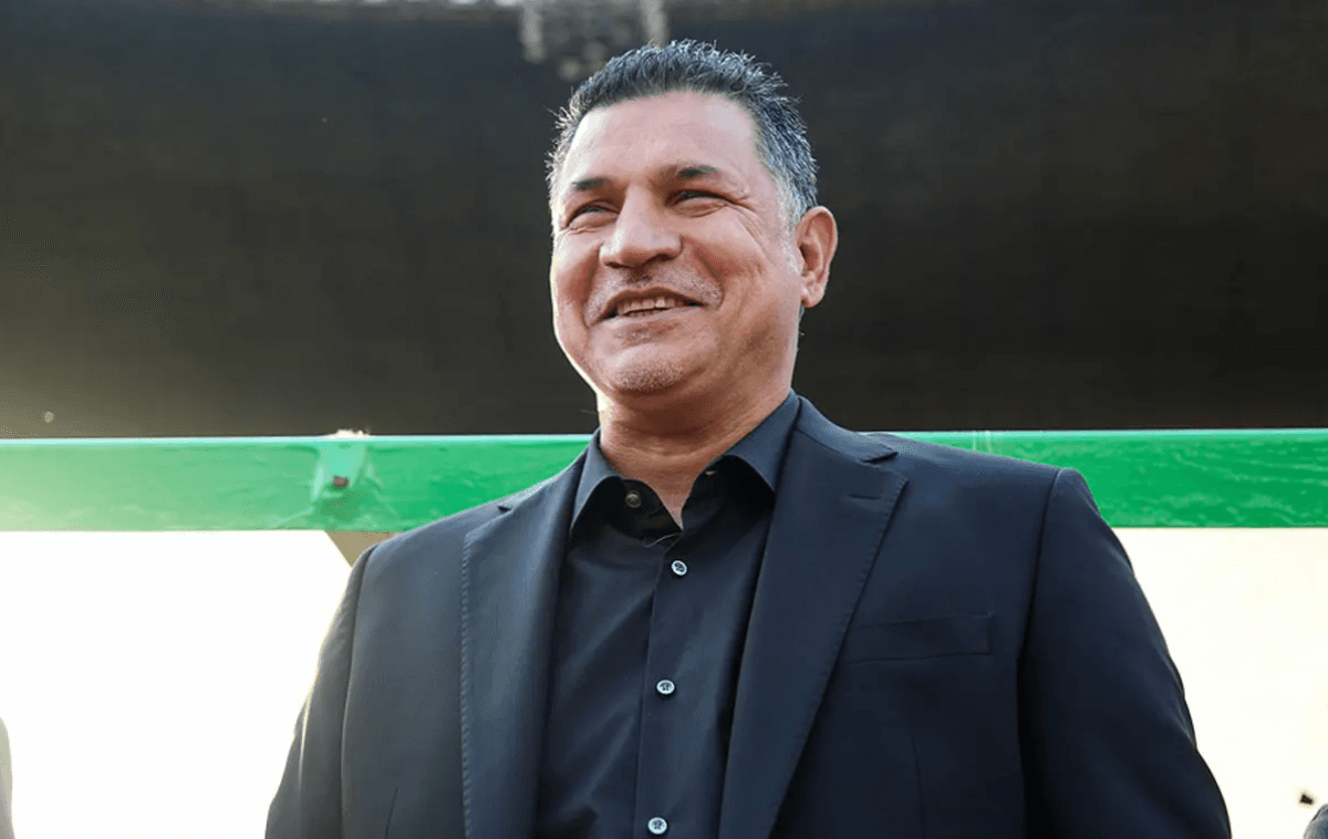 ملاقات علی دایی با مولتی‌میلیاردر ایرانی در امارات