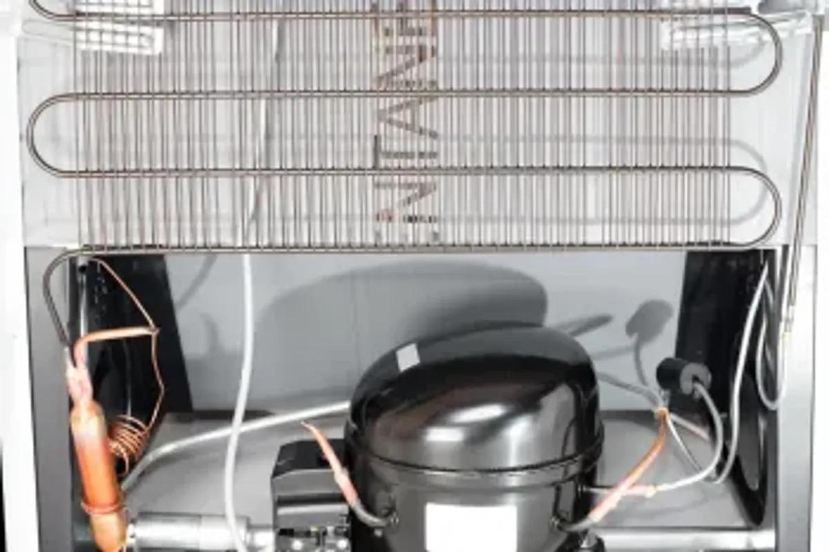 راهنمای کامل نظافت کندانسور یخچال در خانه