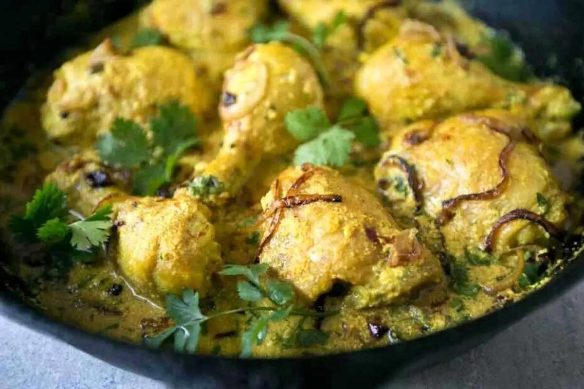 طرز تهیه مرغ ماستی رستورانی؛ لطیف، معطر و بی‌نظیر