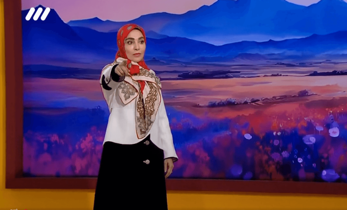 استایل خوش آب و رنگ ژیلا صادقی در اکران فیلم «صیاد»!