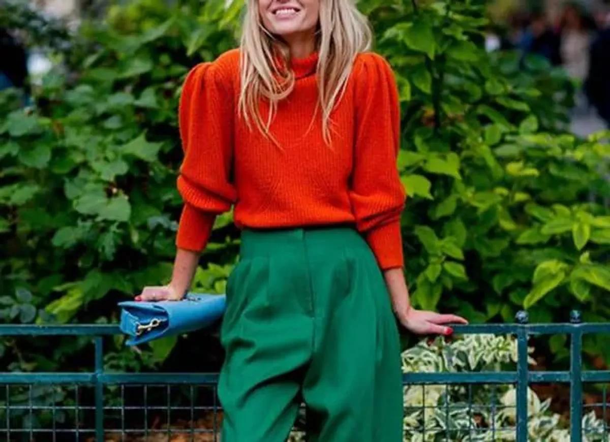 چگونه حرفه ای رنگ لباس ست کنیم؟