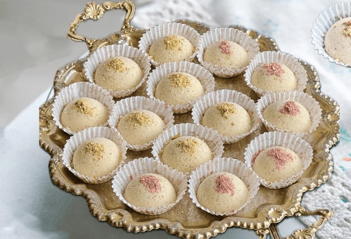 طرز تهیه شیرینی هل و بادام برای عصرانه در ۳۰ دقیقه + ویدئو