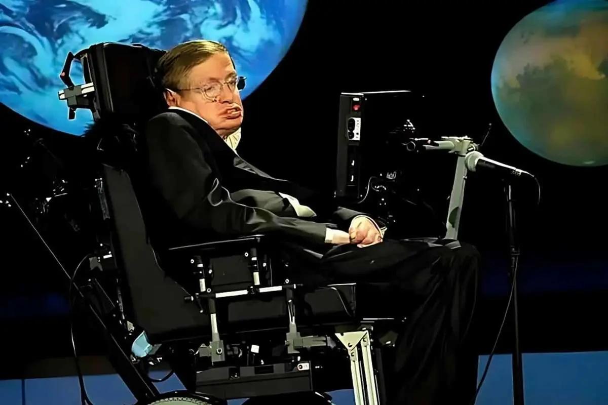 دقت ترسناک پیش‌بینی‌های استیون هاوکینگ از سال ۲۰۲۵