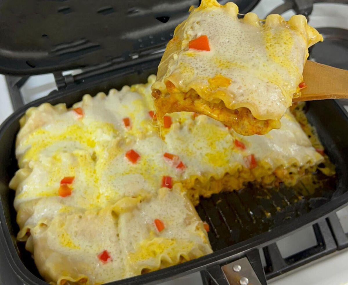 خوشمزه‌ترین لازانیا بدون نیاز به فر | دستور تهیه ساده و فوری