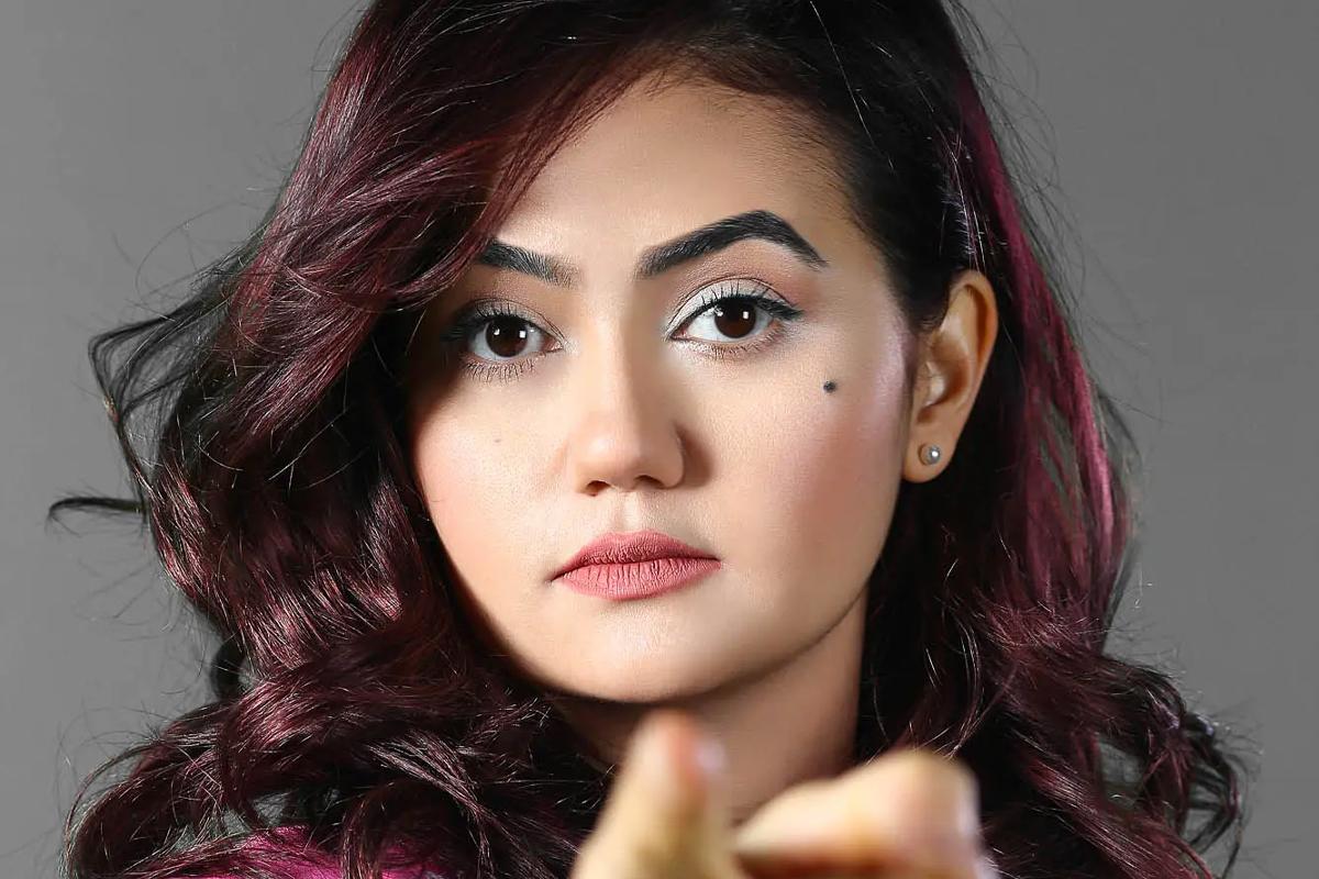 تهمینه رجبوا بازیگر نقش چمن در پایتخت ۷| بیوگرافی و جزئیات زندگی این هنرمند تاجیکستانی