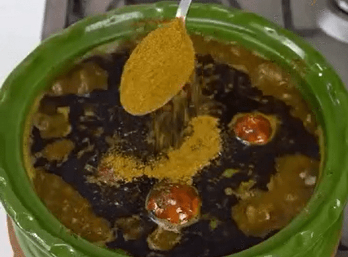 طرز تهیه قورمه سبزی به روش مامان بزرگ ها| ادویه مخصوص قورمه سبزی؛ ترکیب ادویه جادویی قورمه سبزی