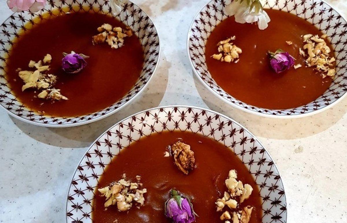 طرز تهیه کاچی لذیذ با شیره انگور؛ یک دسر سنتی و مقوی