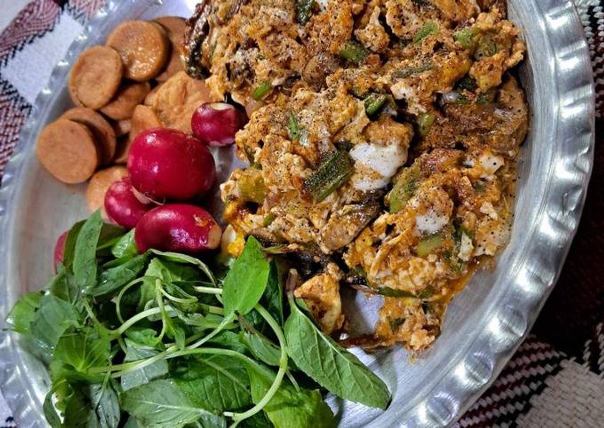 طرز تهیه املت تبریزی با گردو و خرما | این املت بدون گوجه طعم فوق العاده ای دارد