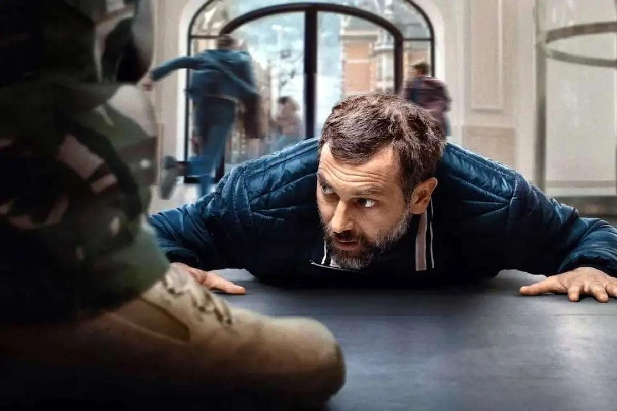 نقد و بررسی فیلم iHostage؛ هیجانی واقعی در یک فروشگاه اپل