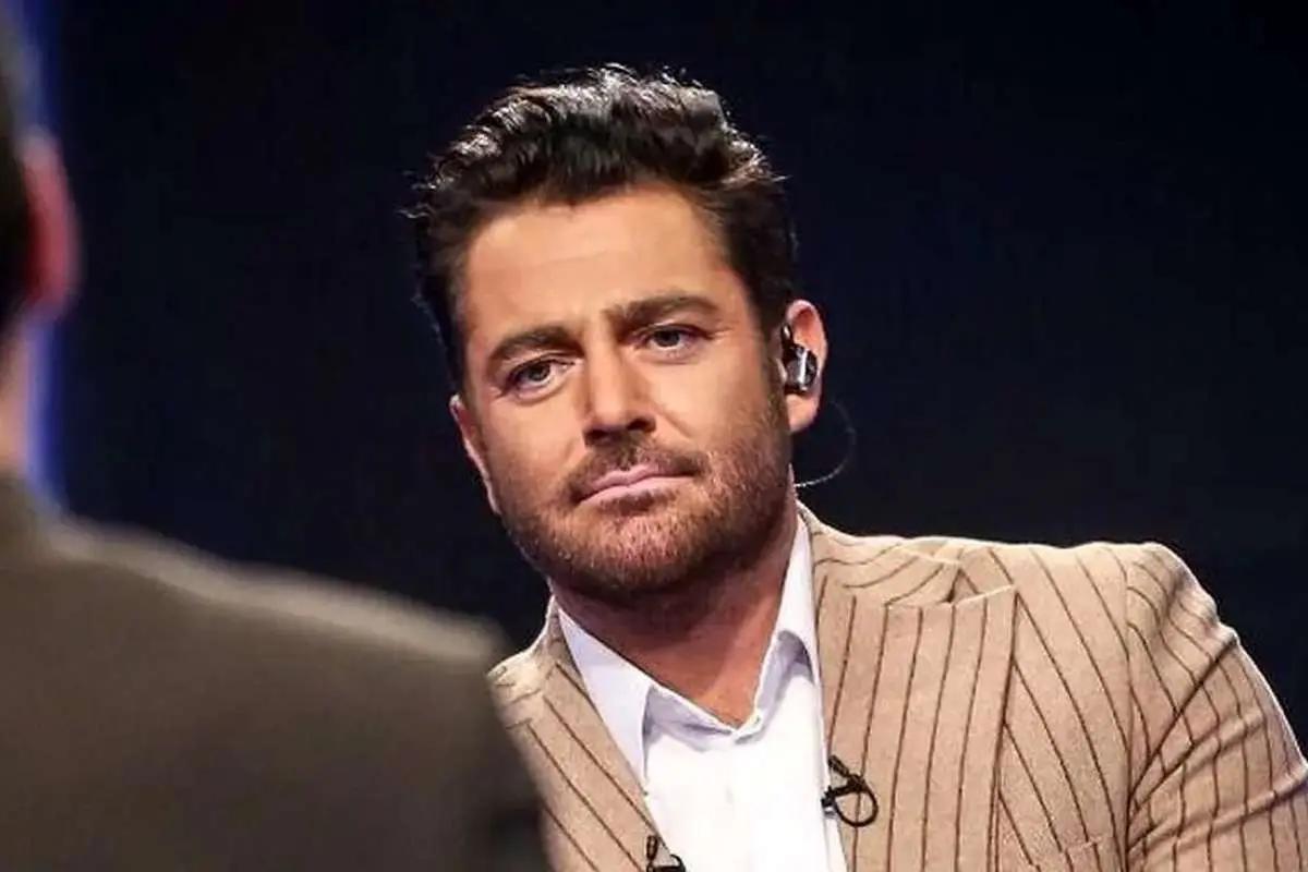 سلفی غیرمنتظره محمدرضا گلزار در اینستاگرام