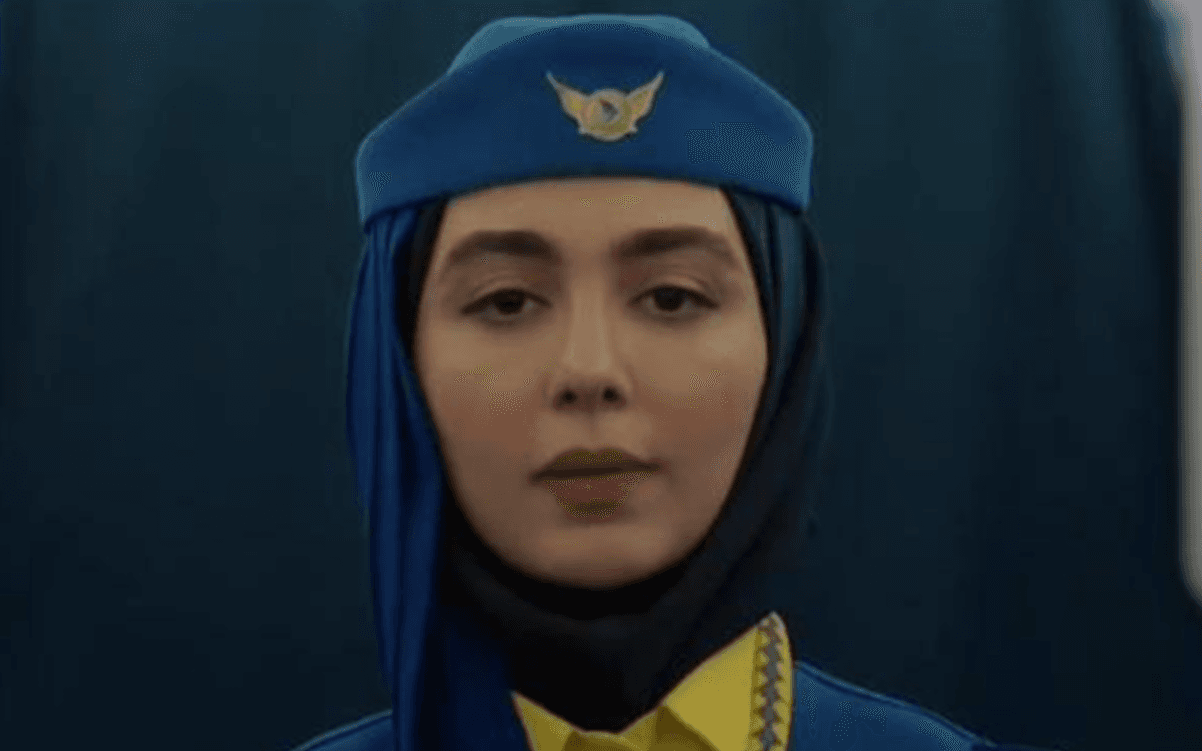 عکس دو نفره نیکا معمولی و عمو ارسطو در پشت صحنه پایتخت