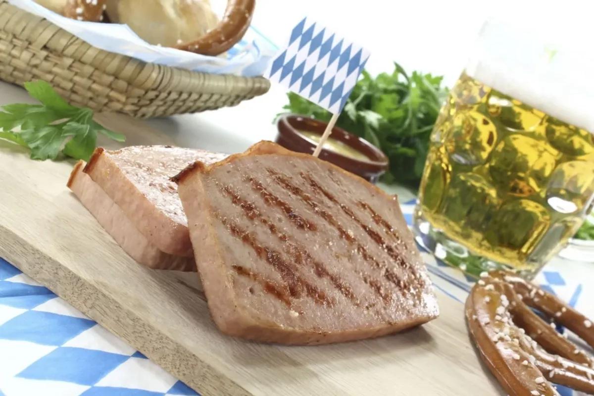 مراحل تهیه و نکات مهم برای بهبود طعم کالباس لبرکزه