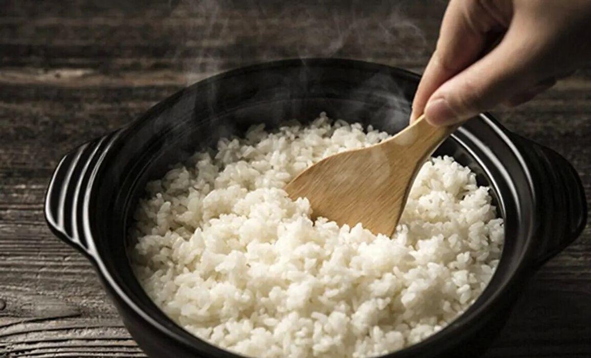 برنج شفته ولی قابل نجات! فوت و فن‌هایی برای درست کردن ظاهرش