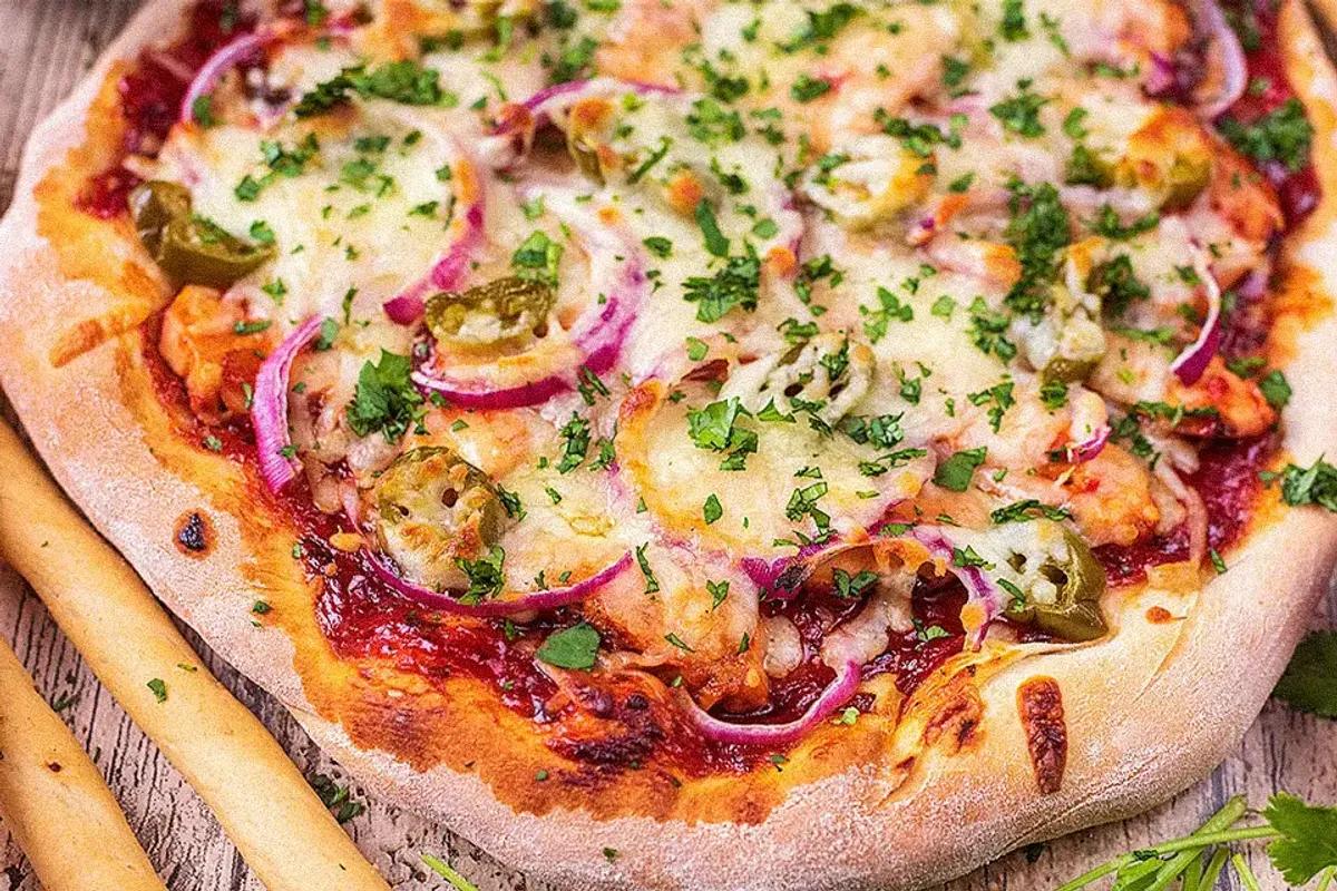 پیتزا بخور، چاق نشو! | ۵ دستور پخت پیتزای کمکالری برای شکموهای رژیمی