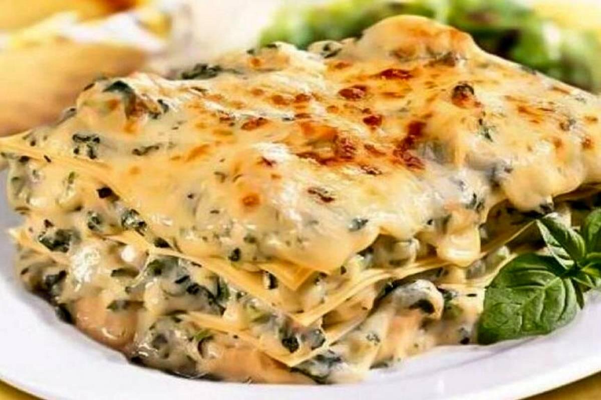 طرز تهیه لازانیای مرغ و ریحان با قارچ و سس بشامل