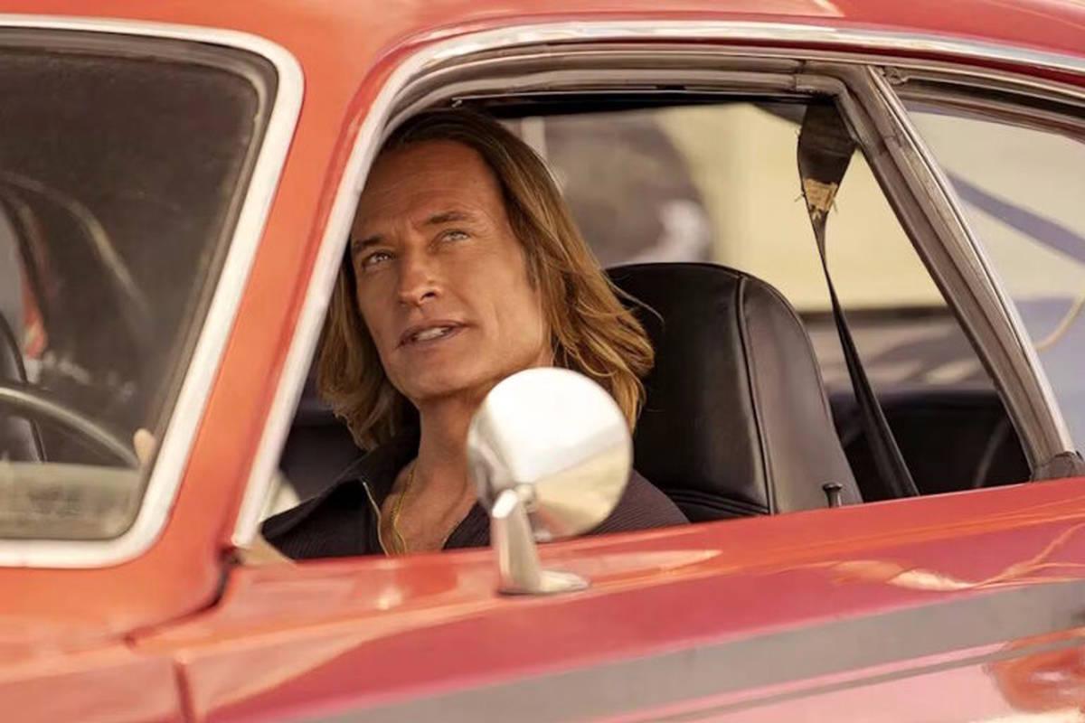 آیا سریال Duster ارزش دنبال کردن دارد؟