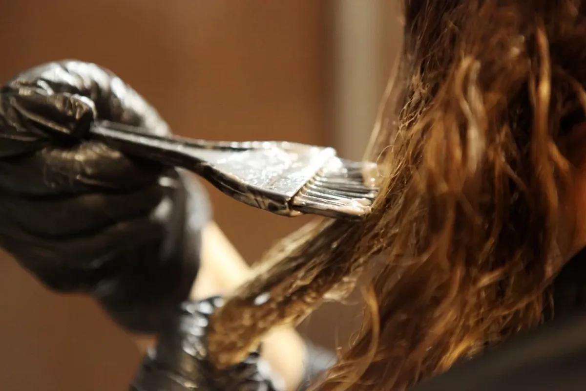 عوارض ترکیب رنگ مو / خطرات و راهکارهای پیشگیری