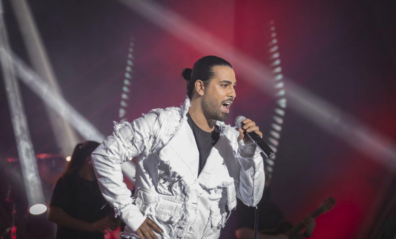 اجرای آهنگ کی میدونه از مجید رضوی در کنسرت آخرش