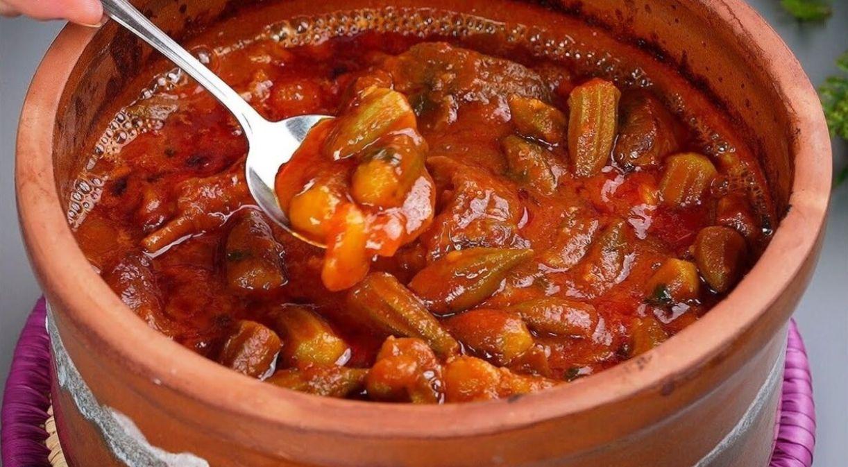 طرز تهیه خورشت بامیه ترکیه ای؛ روش جلوگیری از لزج شدن خورشت بامیه