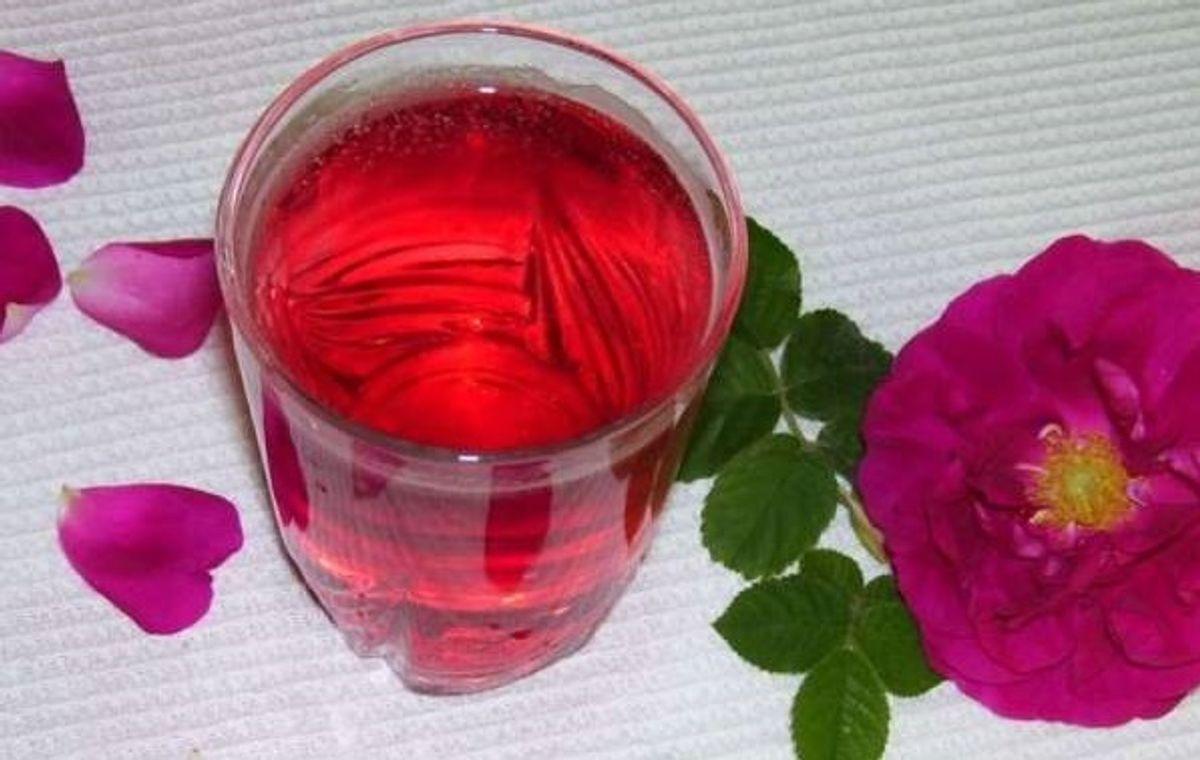 طرز تهیه شربت گل گاو زبان | یک شربت خوشمزه که اعصاب آدم ها را آرام می کند