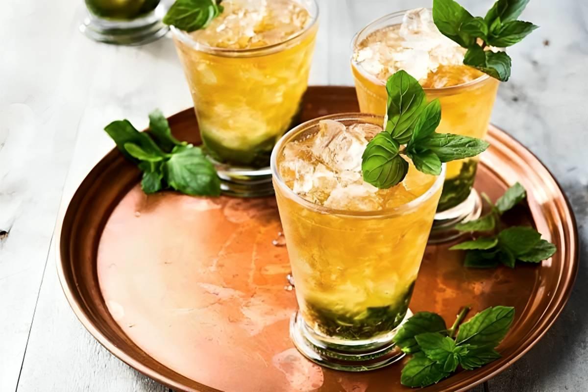 طرز تهیه سکنجبین خانگی با نعنا و سرکه؛ رفع عطش در روزهای گرم سال + ویدئو