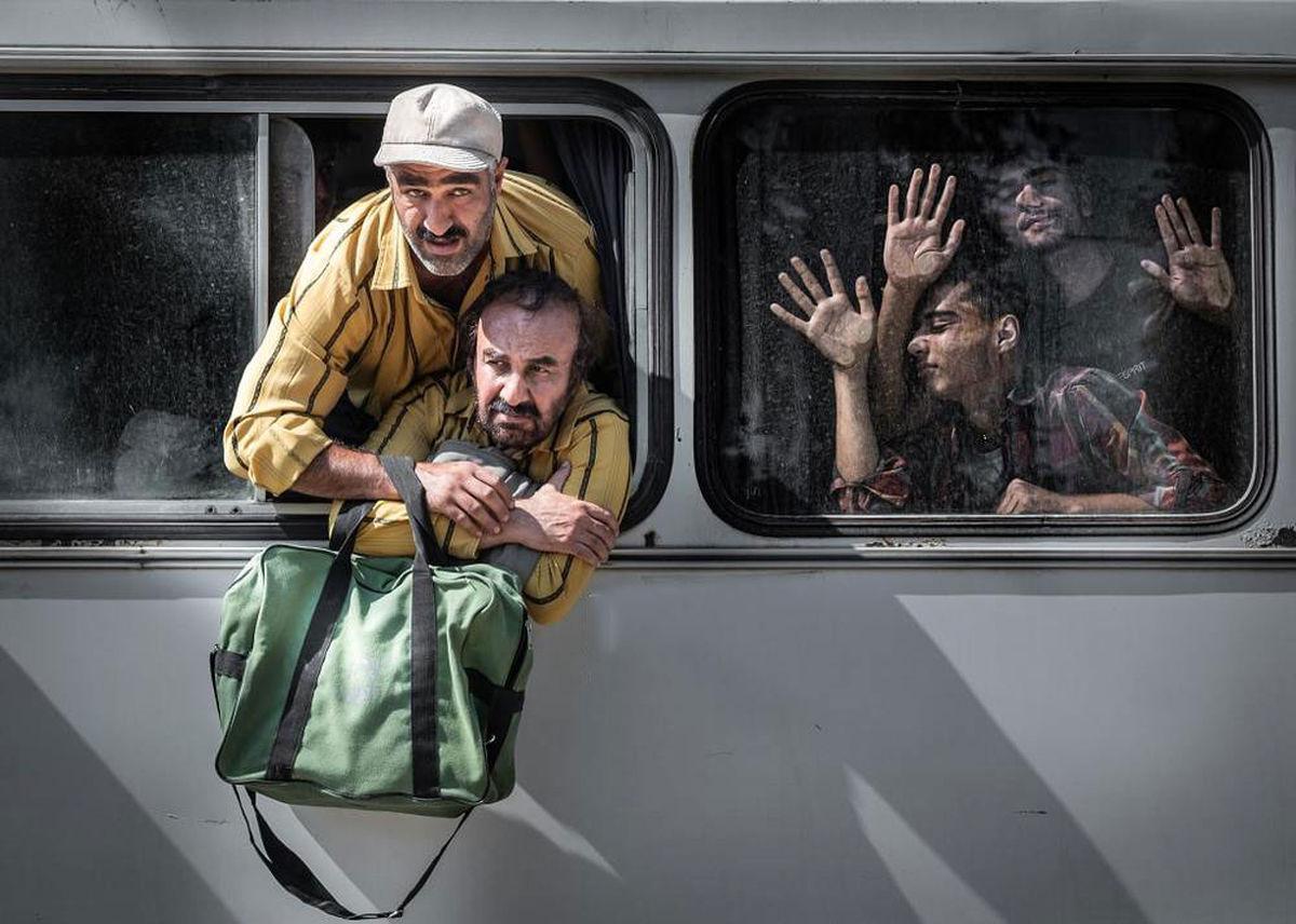 تیپ دههشصتی ژاله صامتی و پژمان جمشیدی در کنار رضا عطاران