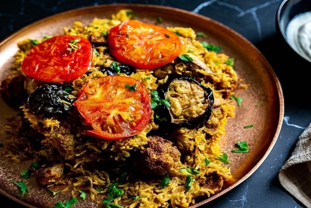 طرز تهیه بادمجان پلو قزوینی | پلوی مخلوط خوشمزه و مقوی برای سفرههای ایرانی