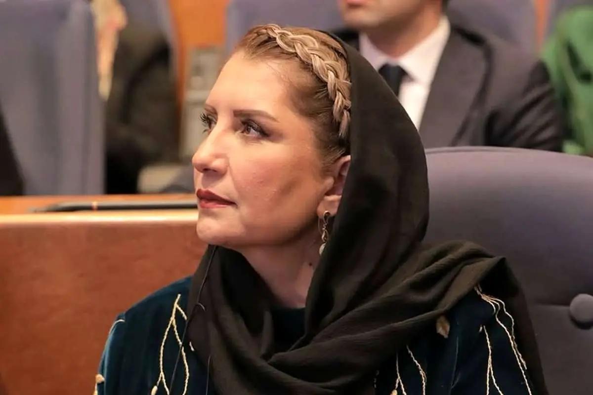 جشن تولد صمیمانه فریبا کوثری برای رفیقِ صمیمیاش