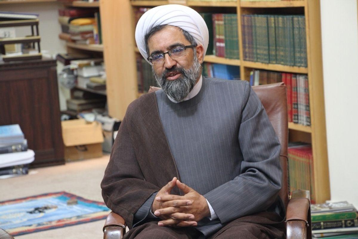 اولین ویدئو از لحظه ترور امام جمعه کازرون | خودکشی ضارب پس از به قتل رساندن امام جمعه کازرون